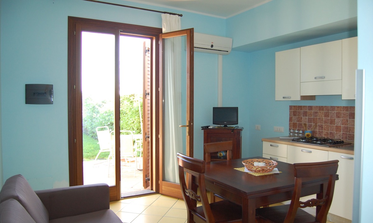 Santa Tecla Apartment | Comfortable apartment with private terrace, swimming pool overlooking the sea