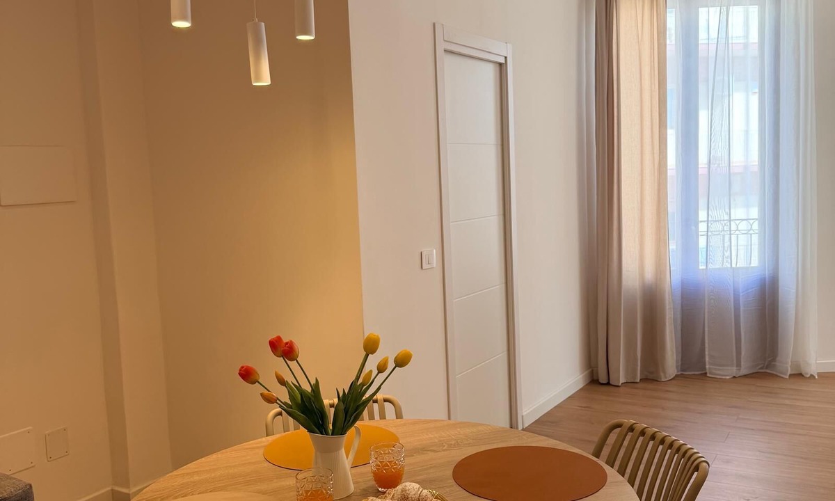 Crotone Apartment | 2-bedroom, 2-bathroom apartment, 100 meters from the sea.