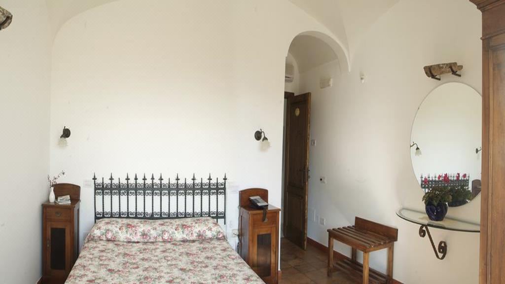 Photo of Bedroom in San Cipriano Picentino