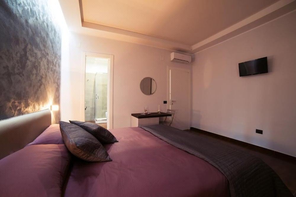 Photo of Bedroom in Historical Downtown Salerno