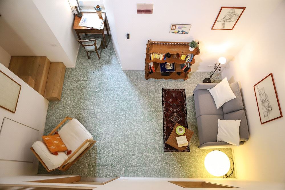 Photo of Livingroom in Naples City Centre