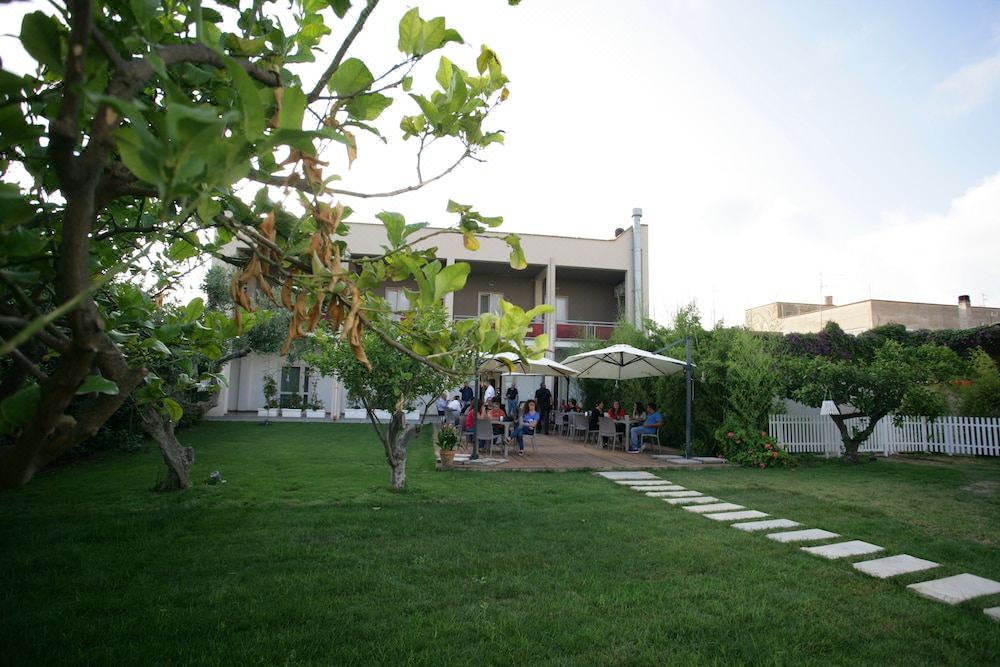Photo of Others in Rilievo