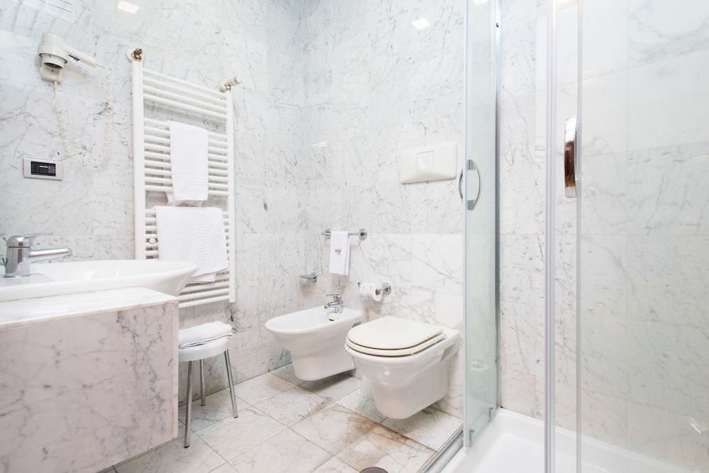 Photo of Bathroom in Roges