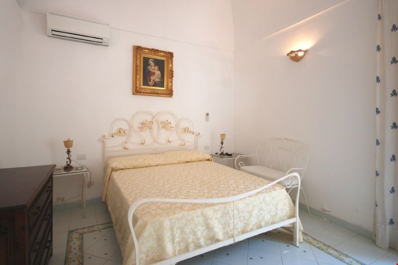 Photo of Bedroom in Montepertuso
