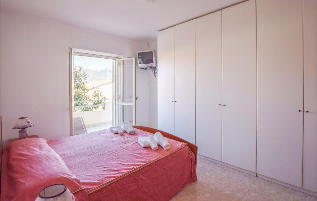 Photo of Bedroom in Tortora Marina