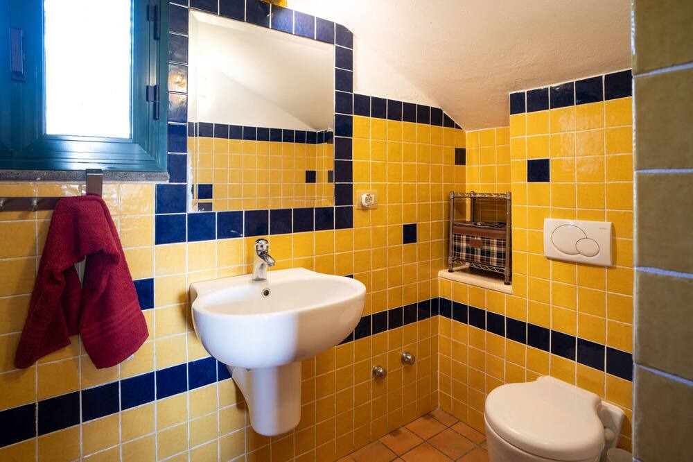 Photo of Bathroom in Piedimonte Etneo