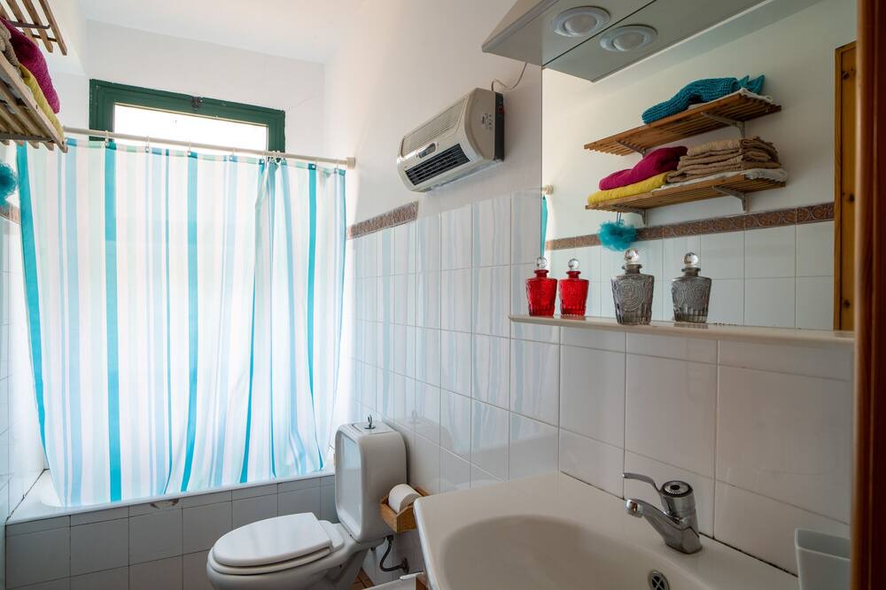 Photo of Bathroom in Piedimonte Etneo