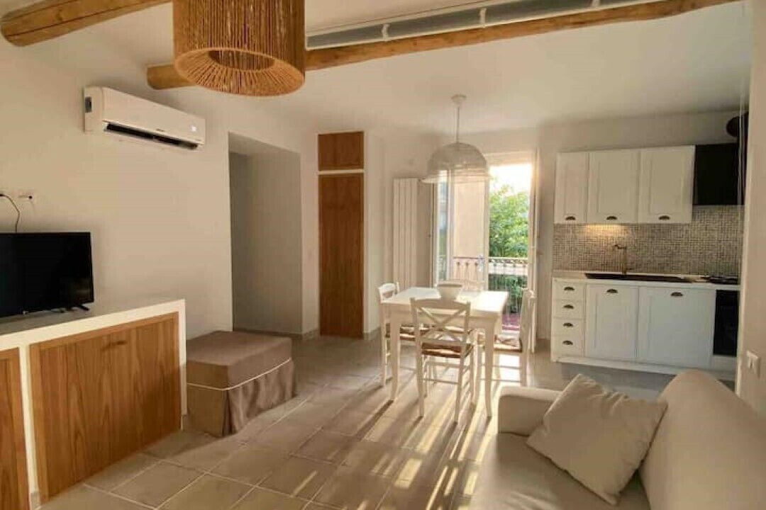 Photo of Livingroom in Sapri