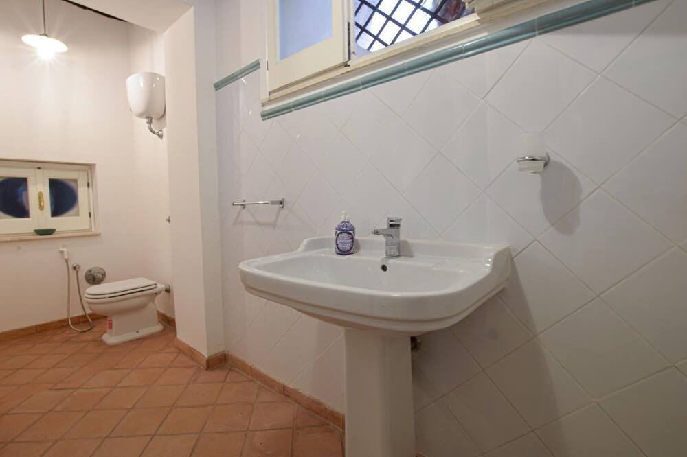 Photo of Bathroom in Amantea