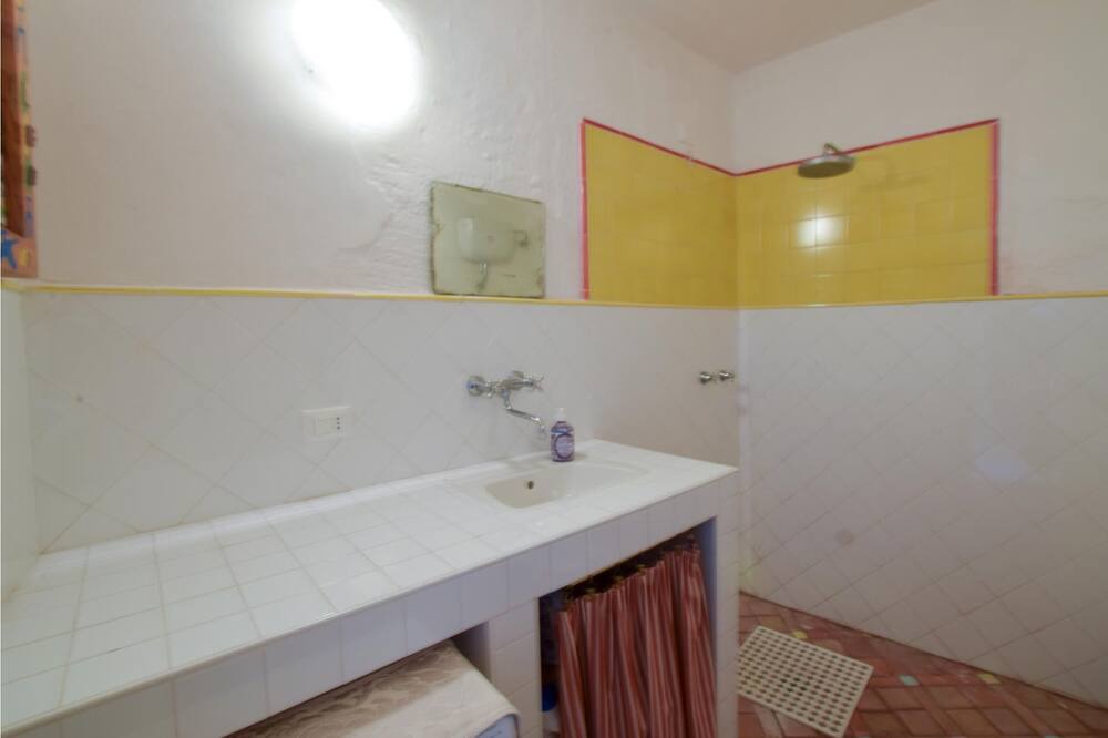 Photo of Bathroom in Amantea