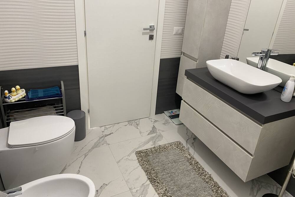Photo of Bathroom in Acireale