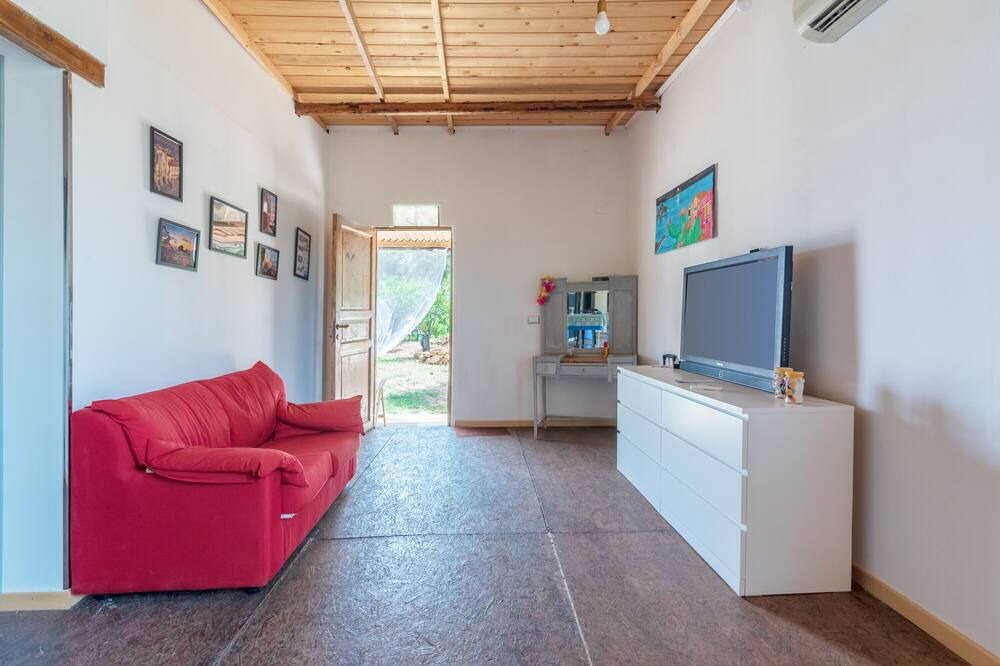 Photo of Livingroom in Syracuse