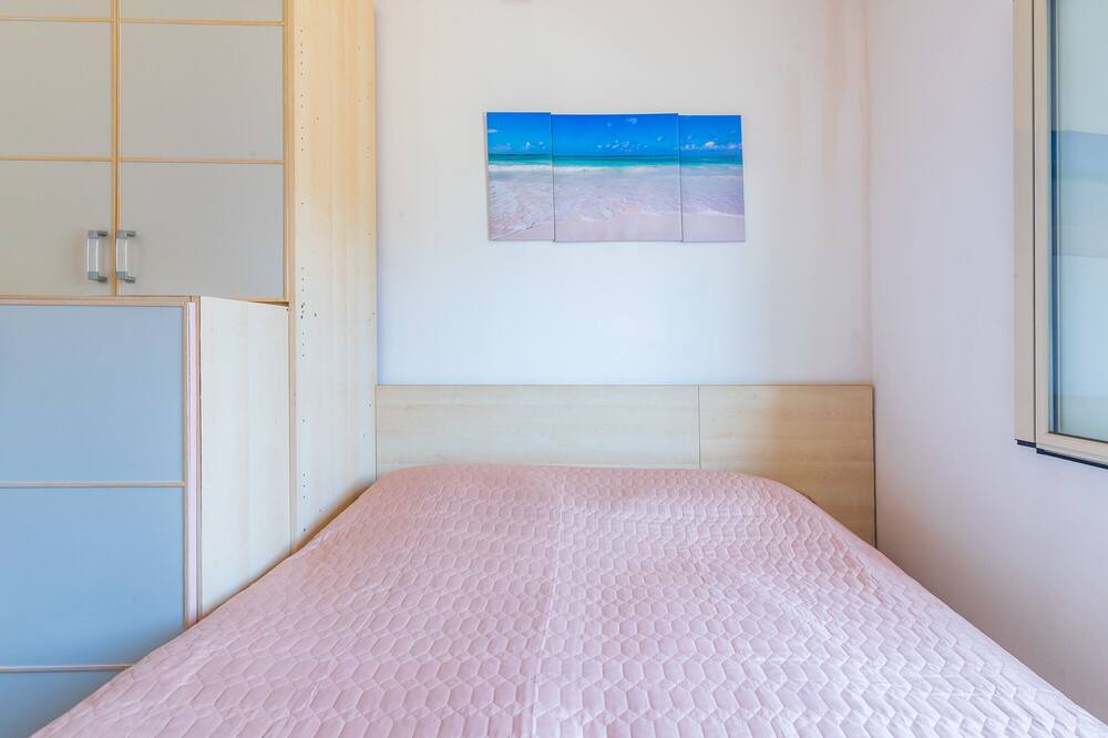 Photo of Bedroom in Syracuse