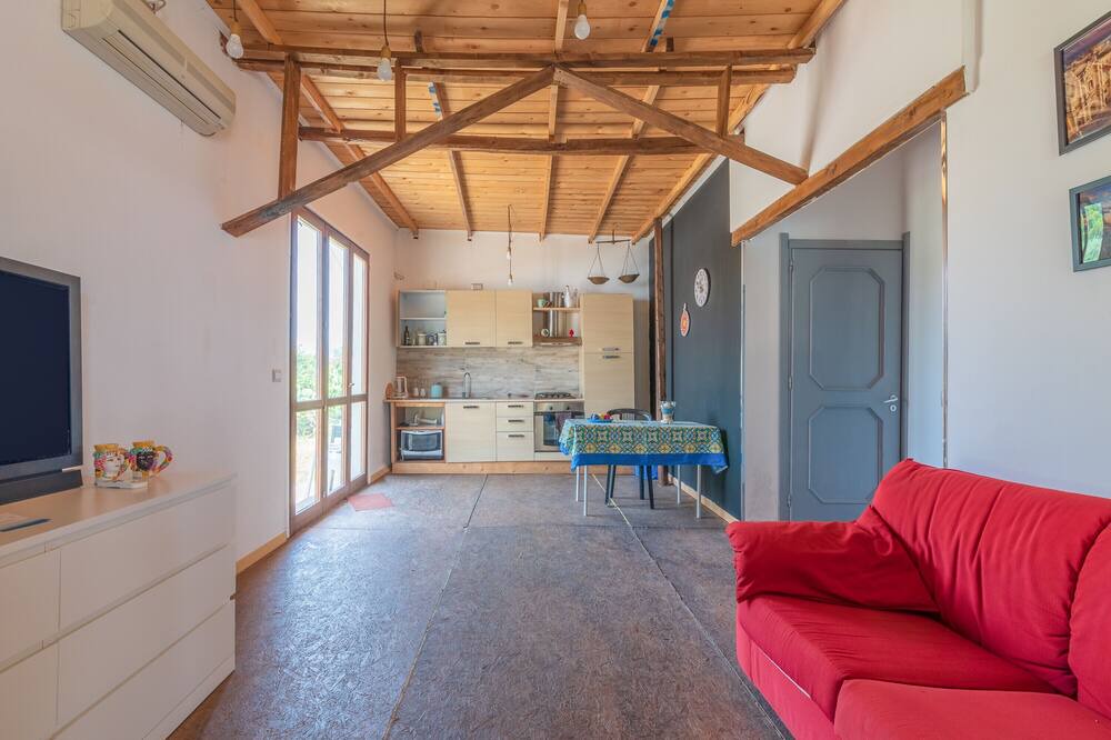 Photo of Livingroom in Syracuse