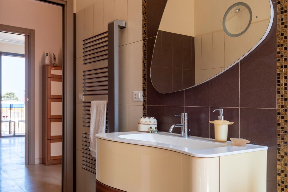 Photo of Bathroom in Custonaci