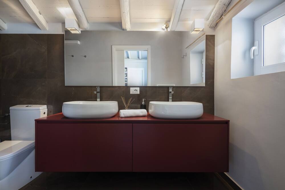 Photo of Bathroom in Acireale