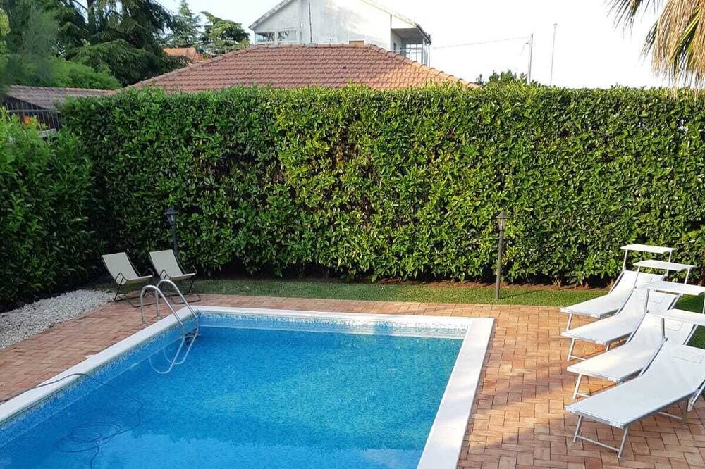 Photo of Outdoor in Pedara