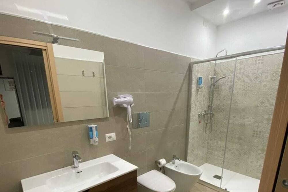Photo of Bathroom in Enna