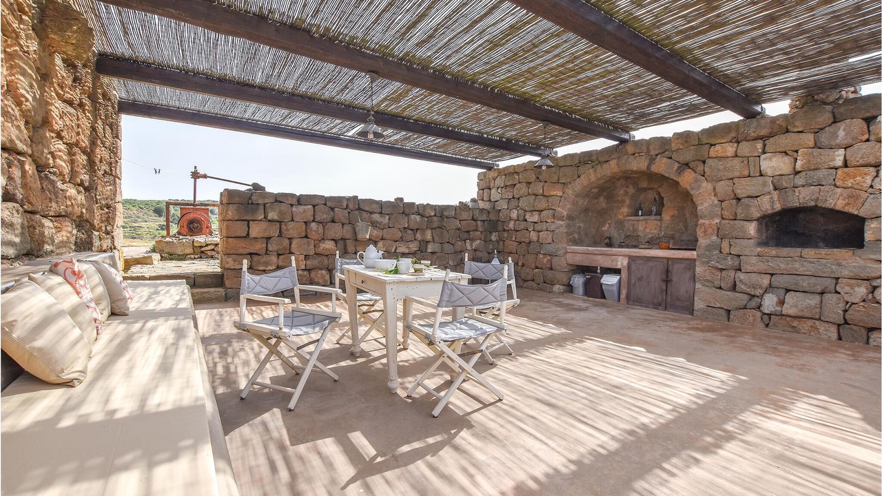 Photo of Patio Balcony in Pantelleria