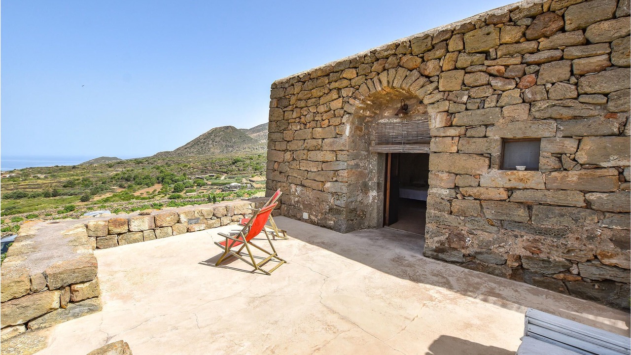 Photo of Patio Balcony in Pantelleria