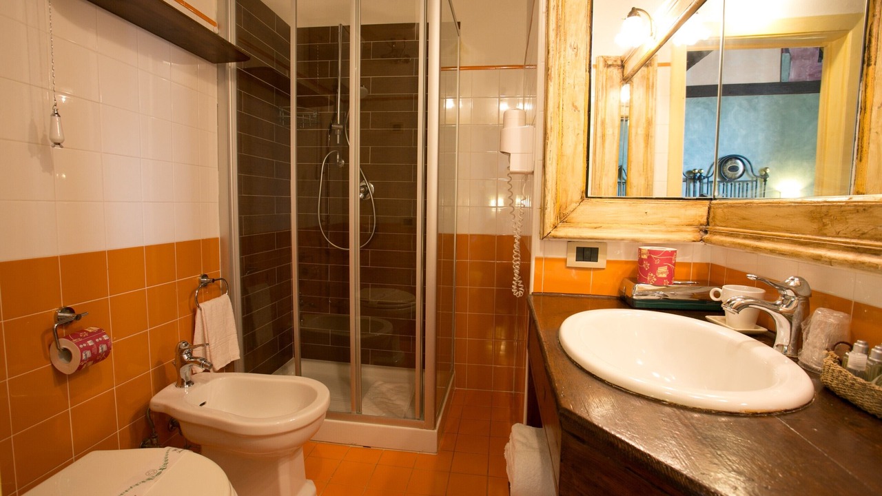 Photo of Bathroom in Ortigia