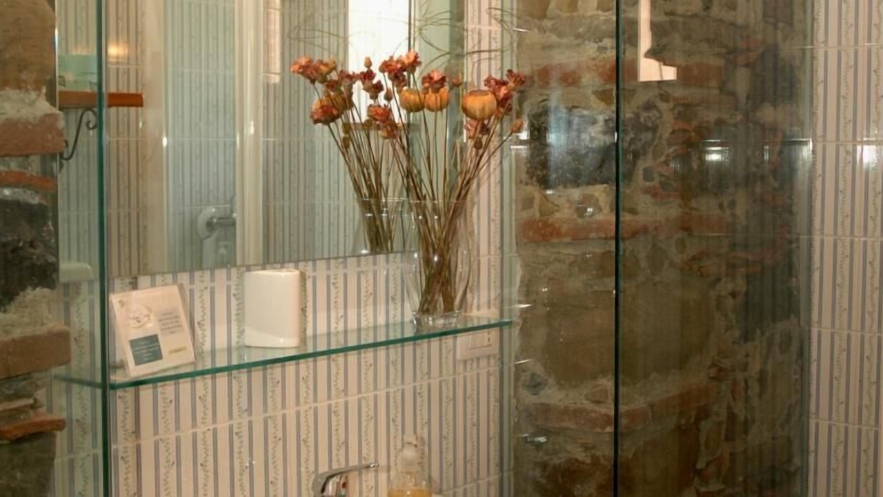 Photo of Bathroom in Calatabiano