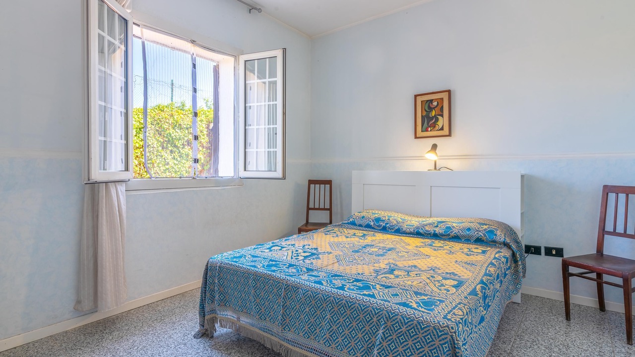 Photo of Bedroom in Belvedere