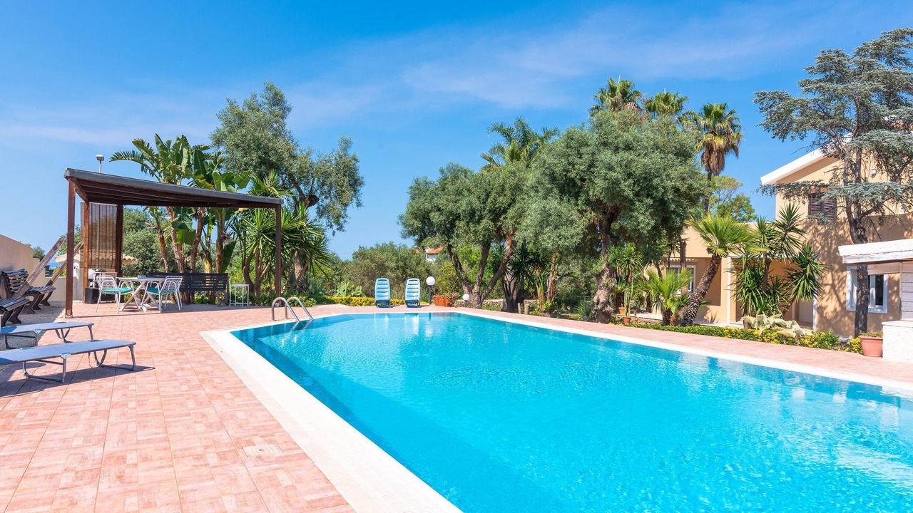 Photo of Outdoor in Belvedere