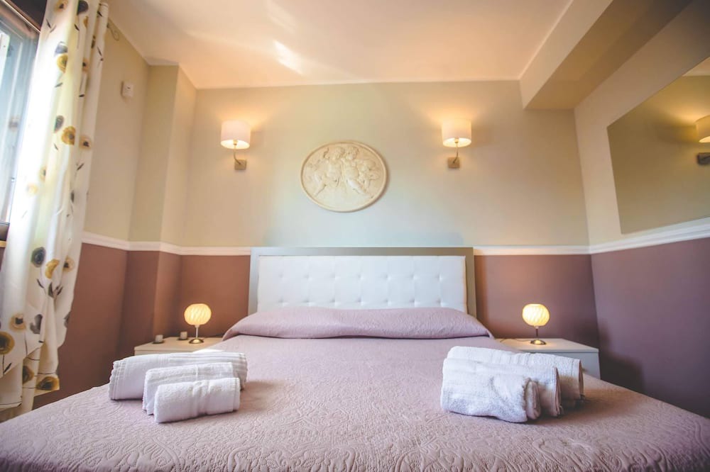 Photo of Bedroom in Syracuse