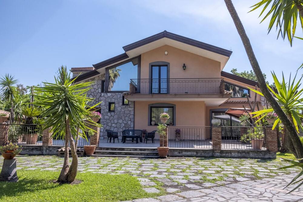 Photo of Outdoor in Borgo-Sanzio