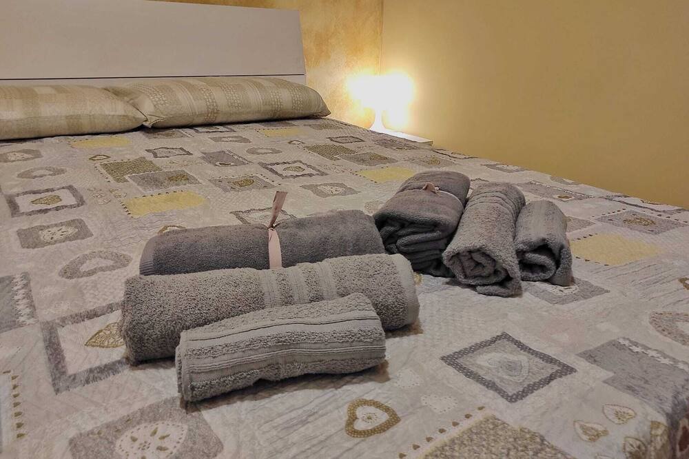 Photo of Bedroom in Aci Sant'Antonio