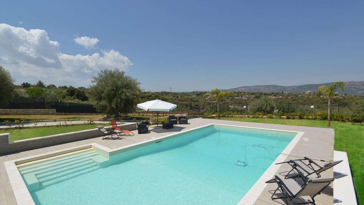 Photo of Outdoor in Solarino
