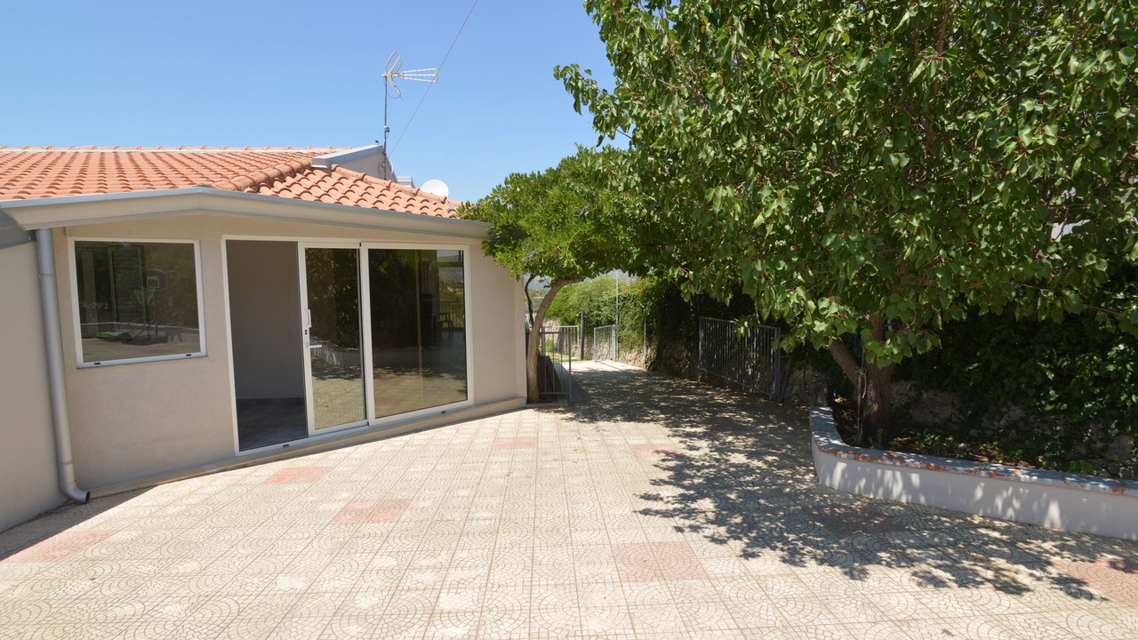 Photo of Outdoor in Solarino