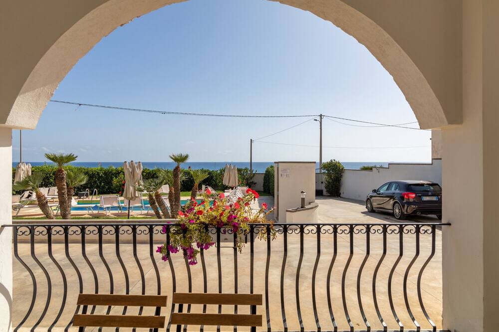 Photo of Patio Balcony in Cava dʼAliga