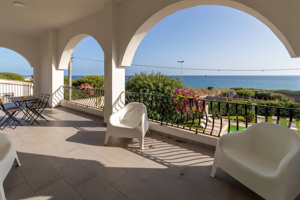 Photo of Patio Balcony in Cava dʼAliga