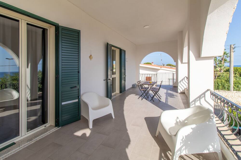 Photo of Patio Balcony in Cava dʼAliga