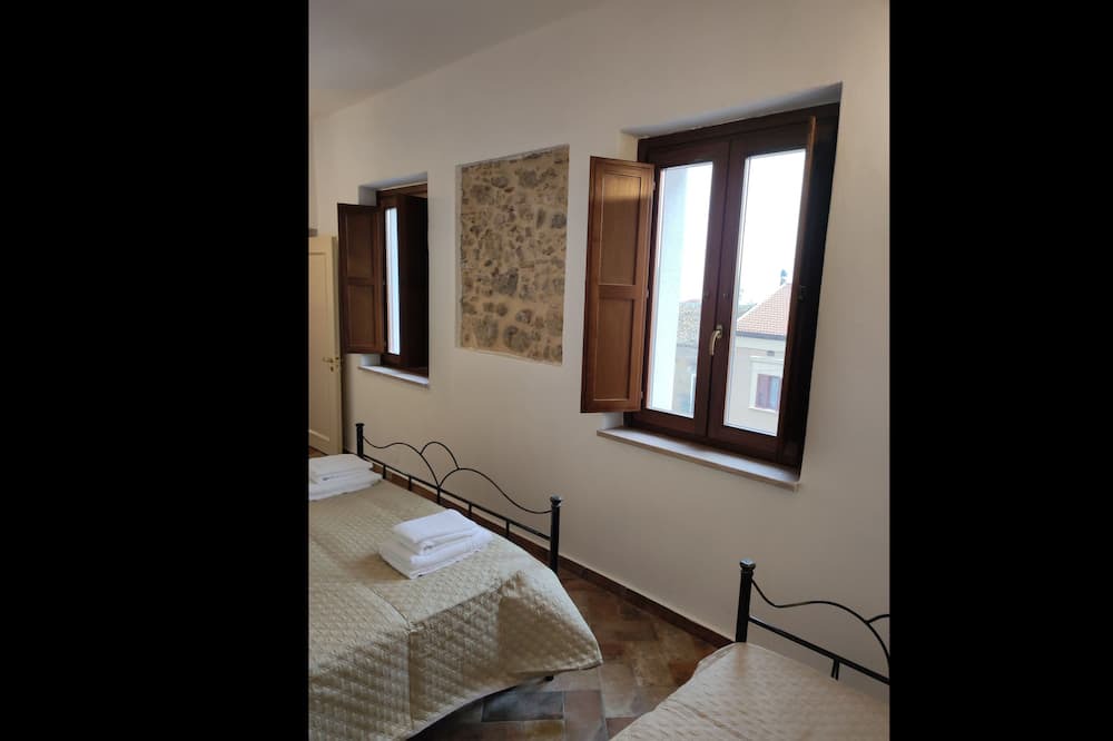 Photo of Bedroom in Strongoli