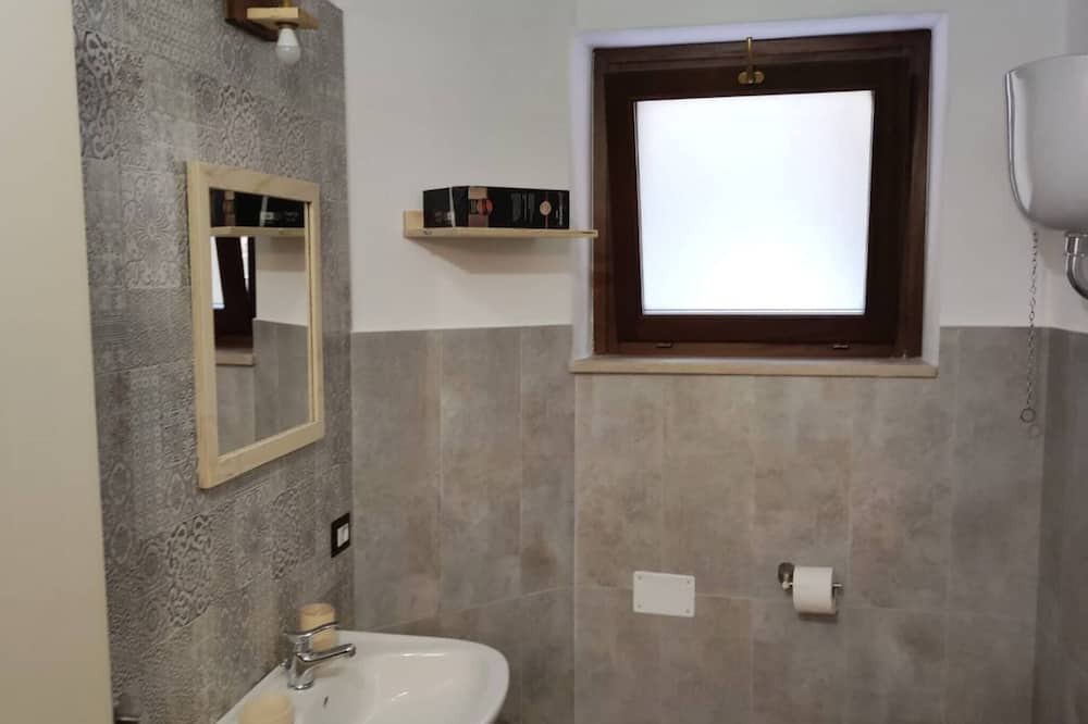 Photo of Bathroom in Strongoli
