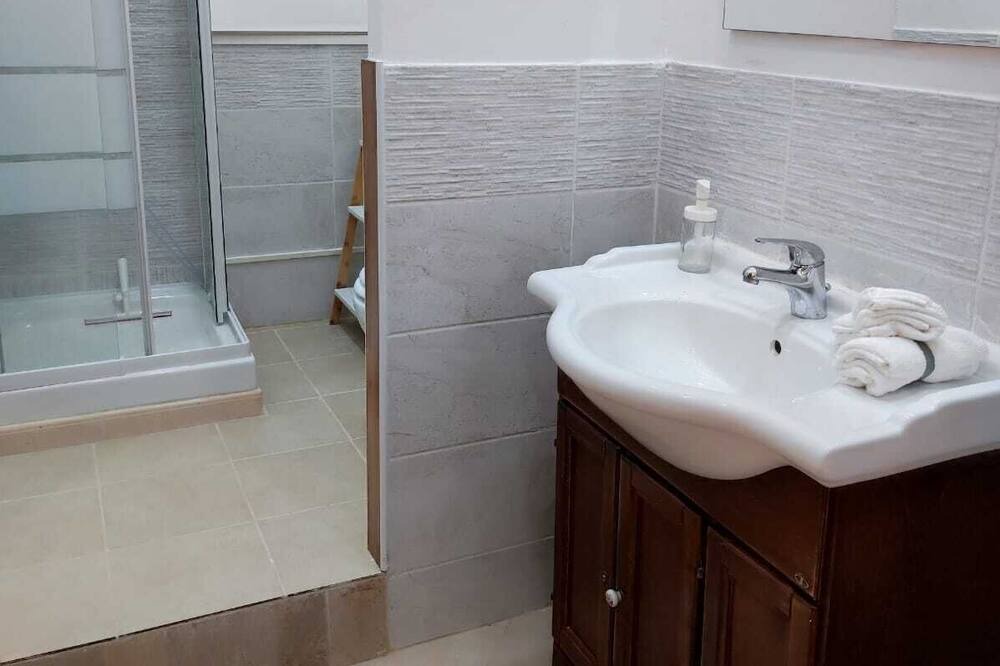 Photo of Bathroom in Capaci