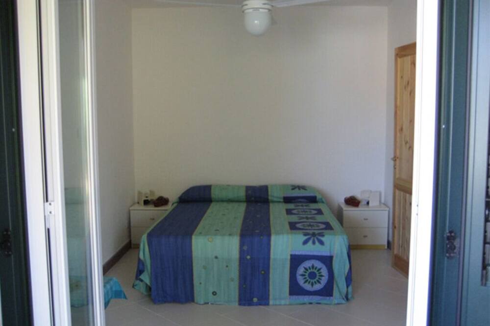Photo of Bedroom in Piraino