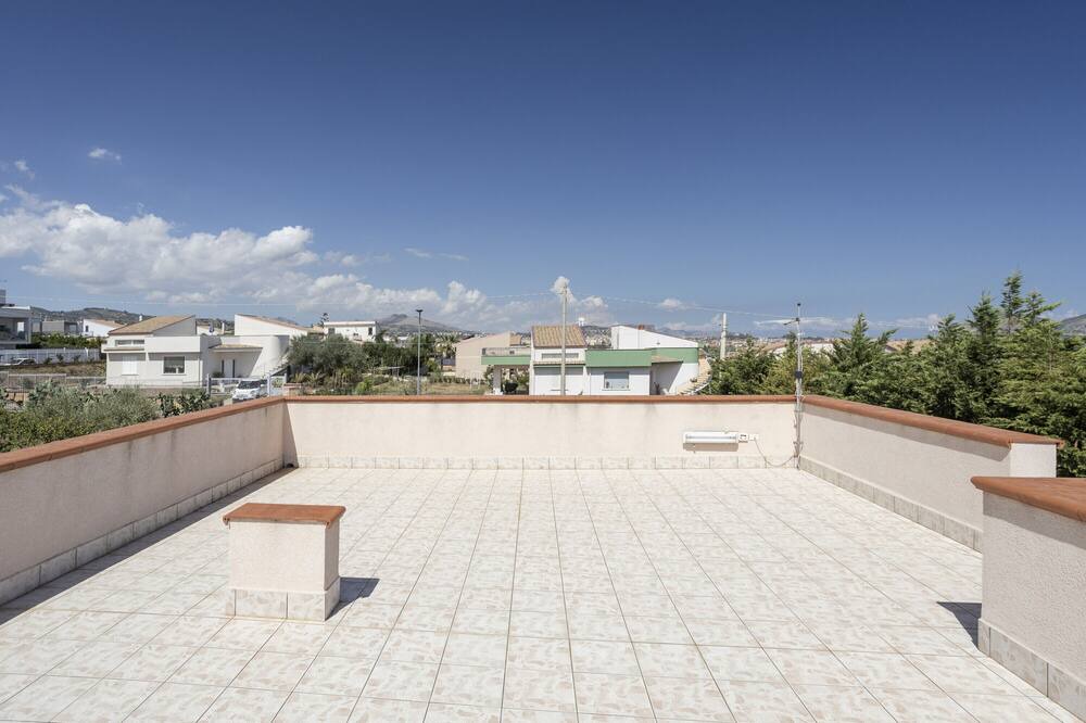 Photo of Patio Balcony in Torre Colonna-sperone
