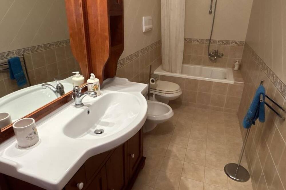 Photo of Bathroom in Torchiara