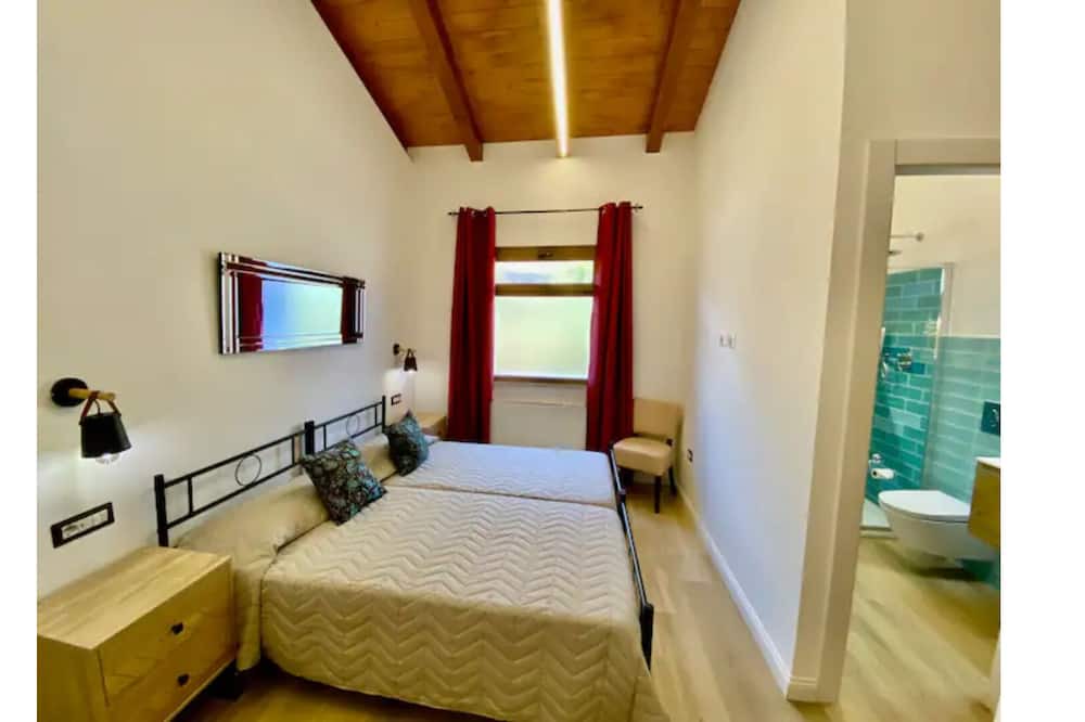 Photo of Bedroom in Santa Domenica Talao