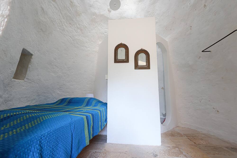 Photo of Bedroom in Salve