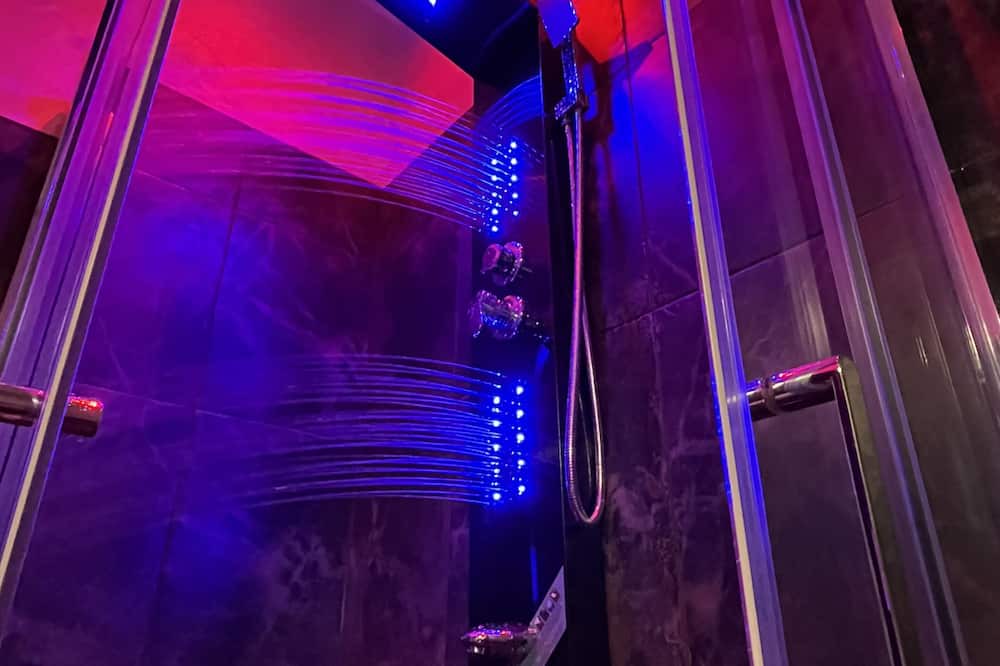 Photo of Bathroom in Jonadi