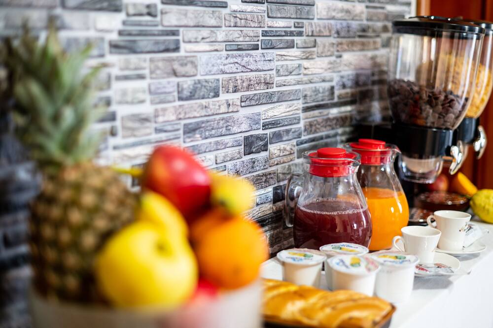 Photo of Others in Jonadi