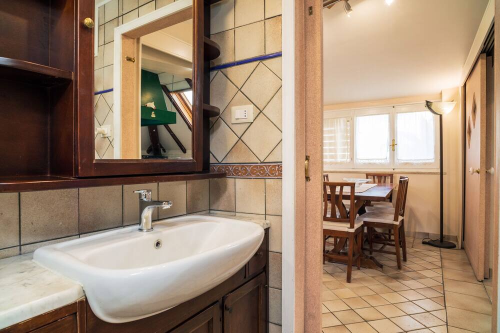 Photo of Bathroom in Mascalucia