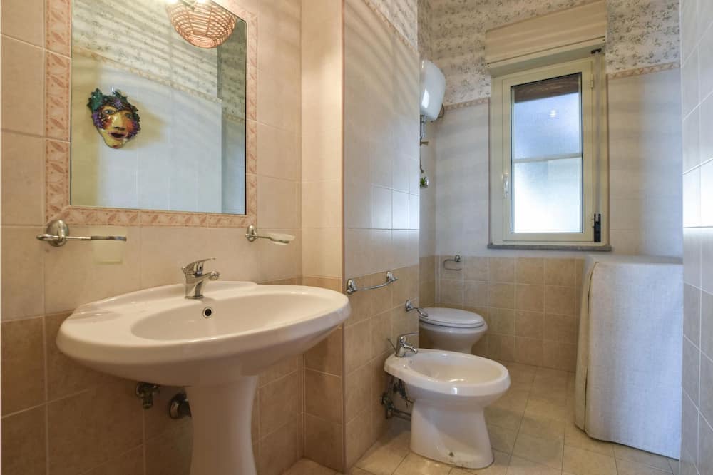 Photo of Bathroom in Bova Marina