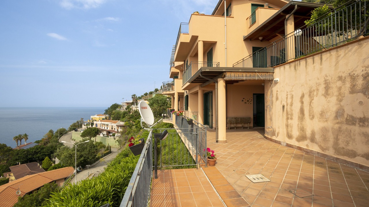 Photo of Outdoor in Piraino