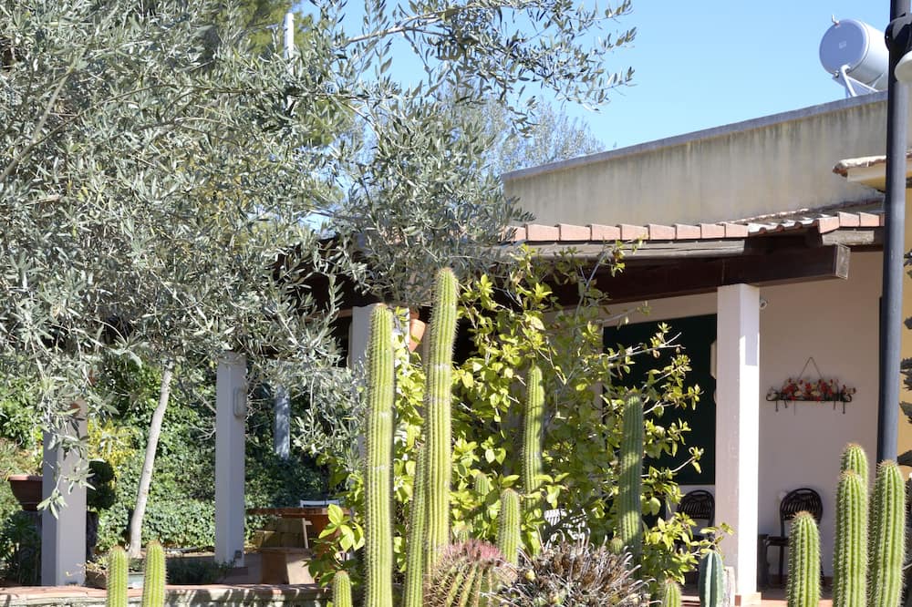 Photo of Outdoor in Pietraperzia